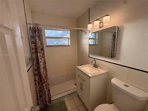 1595 NE 125th Street North Miami FL 33161