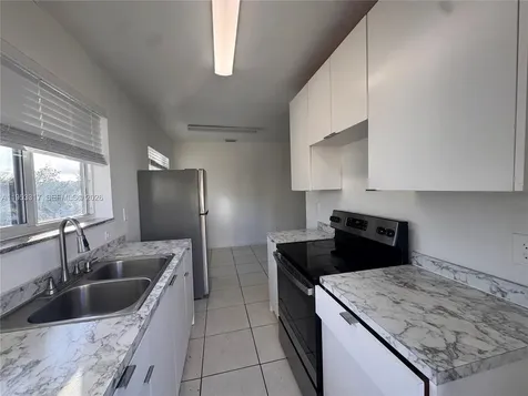 1595 NE 125th Street North Miami FL 33161
