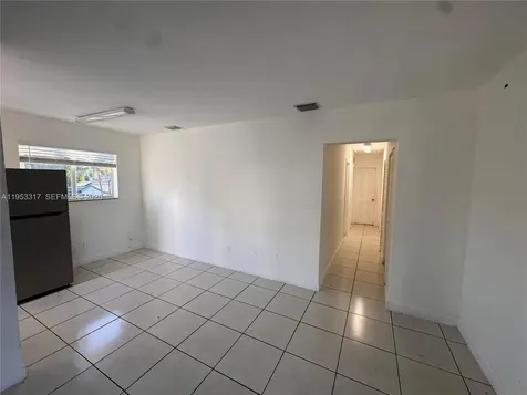1595 NE 125th Street North Miami FL 33161