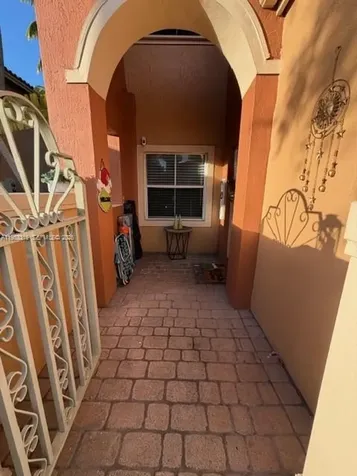2167 Anchor Court Dania Beach FL 33312
