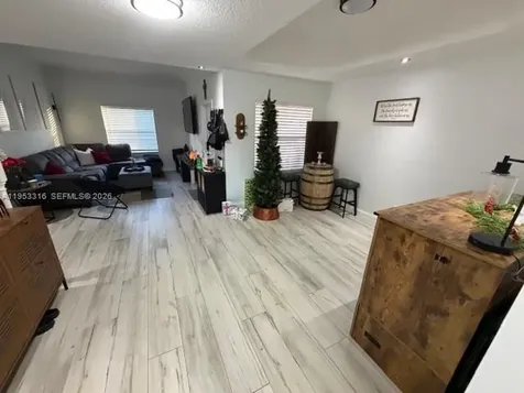 2167 Anchor Court Dania Beach FL 33312
