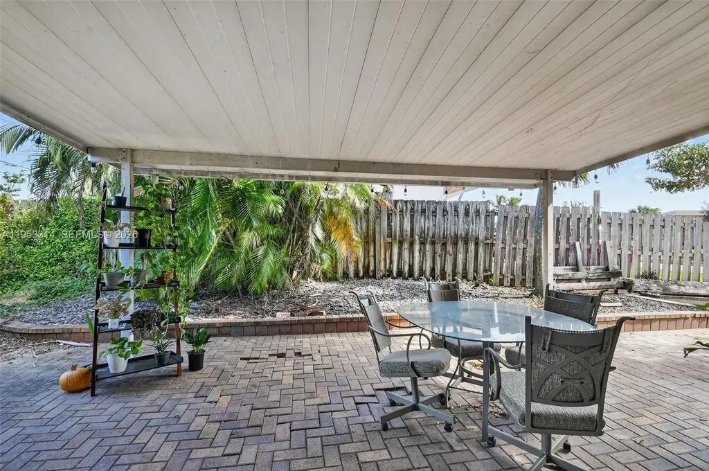 1712 High Ridge Road Lake Worth FL 33461