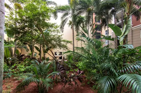 17150 N Bay Road Sunny Isles Beach FL 33160