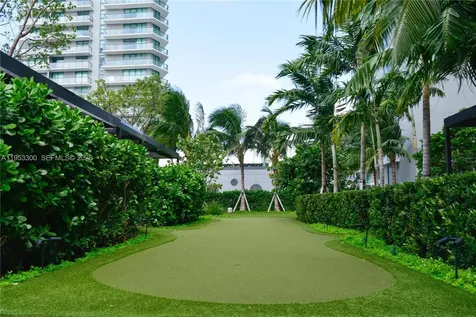 650 NE 32 Street Miami FL 33137