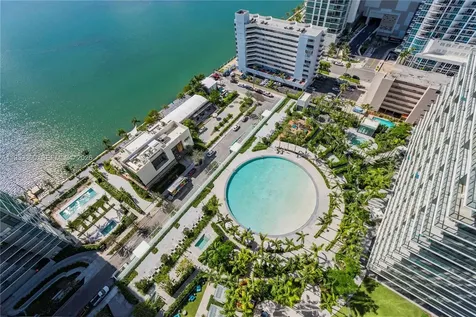 650 NE 32 Street Miami FL 33137