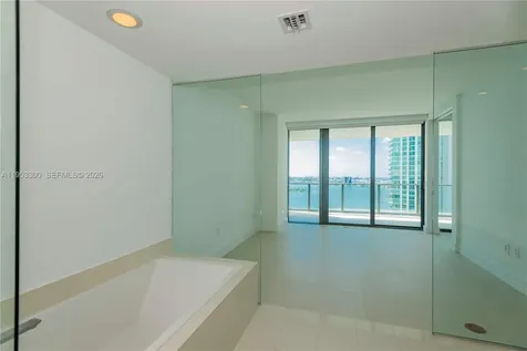 650 NE 32 Street Miami FL 33137