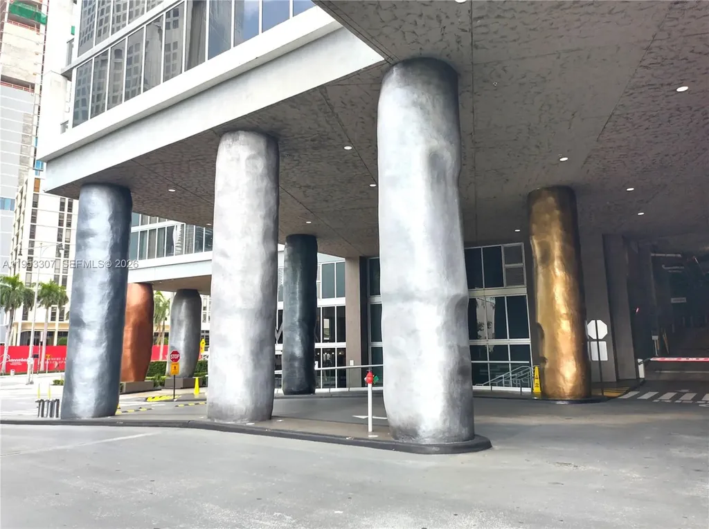 465 Brickell Avenue Miami FL 33131