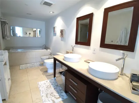 465 Brickell Avenue Miami FL 33131