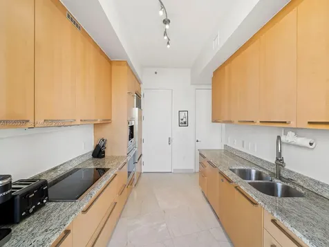 15901 Collins Avenue Sunny Isles Beach FL 33160