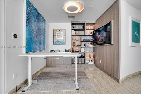18975 Collins Avenue Sunny Isles Beach FL 33160
