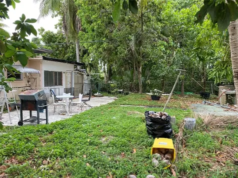 1455 NW 112th Street Miami FL 33167