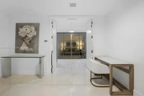 18975 Collins Avenue Sunny Isles Beach FL 33160