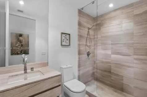18975 Collins Avenue Sunny Isles Beach FL 33160