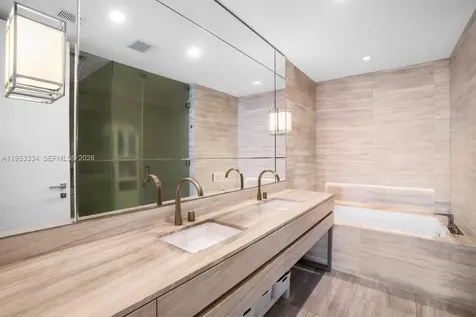 18975 Collins Avenue Sunny Isles Beach FL 33160