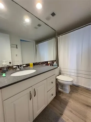 1470 NE 123rd Street North Miami FL 33161