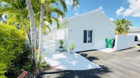 7220 SW 149th Court Miami FL 33193