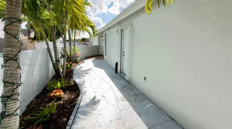 7220 SW 149th Court Miami FL 33193