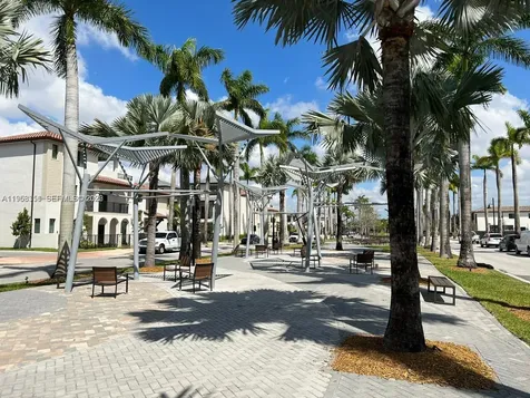 4622 NW 83rd Path Doral FL 33166
