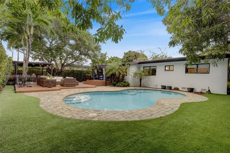 5760 SW 56th Street Miami FL 33155