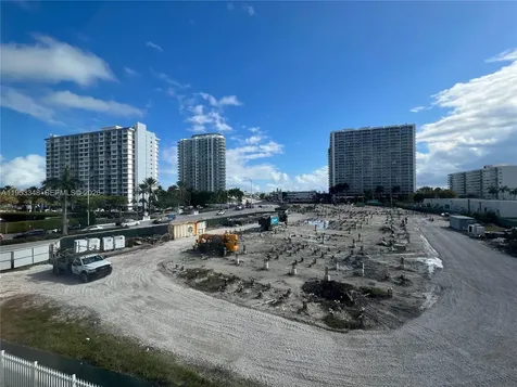 1800 79th Street Causeway North Bay Village FL 33141