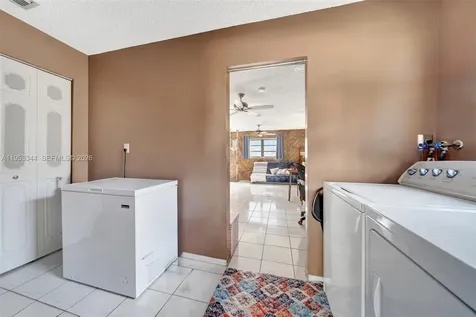 9220 SW 56th Street Cooper City FL 33328