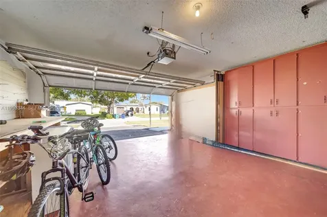 9220 SW 56th Street Cooper City FL 33328