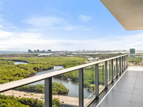 16385 Biscayne Boulevard North Miami Beach FL 33160