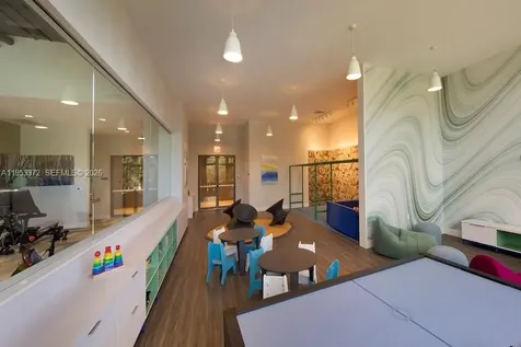 16385 Biscayne Boulevard North Miami Beach FL 33160