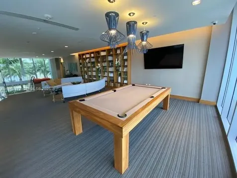 16385 Biscayne Boulevard North Miami Beach FL 33160