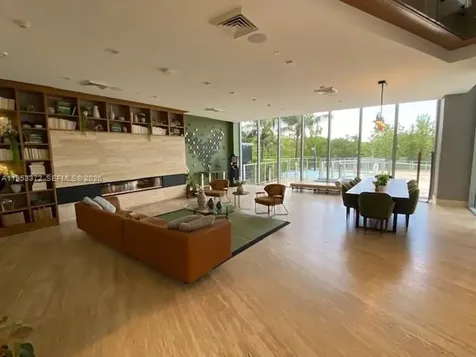 16385 Biscayne Boulevard North Miami Beach FL 33160