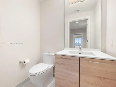 16385 Biscayne Boulevard North Miami Beach FL 33160