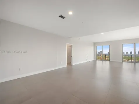 16385 Biscayne Boulevard North Miami Beach FL 33160