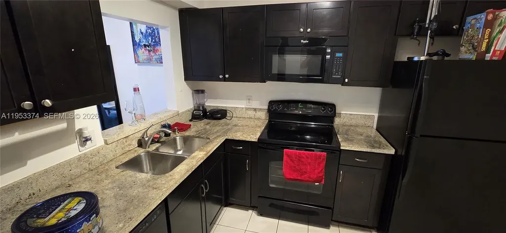 1830 Dixieanna Street Hollywood FL 33020