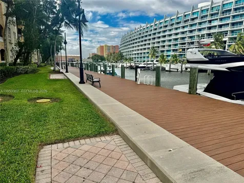 3001 NE 185th Street Aventura FL 33180