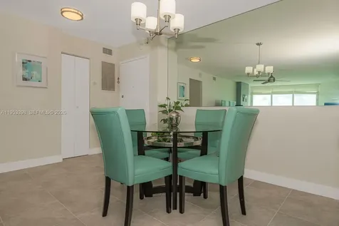 7135 Collins Avenue Miami Beach FL 33141