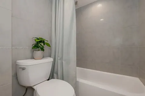 7135 Collins Avenue Miami Beach FL 33141