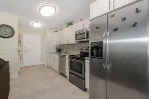 7135 Collins Avenue Miami Beach FL 33141