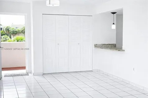 802 NW 87th Avenue Miami FL 33172