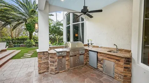17015 SW 74th Avenue Palmetto Bay FL 33157
