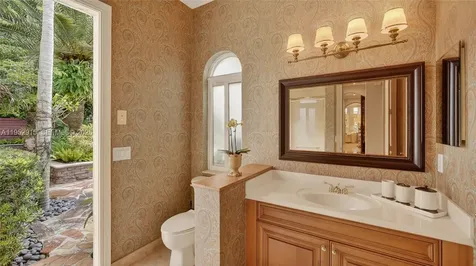 17015 SW 74th Avenue Palmetto Bay FL 33157