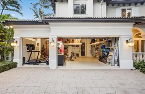 17015 SW 74th Avenue Palmetto Bay FL 33157