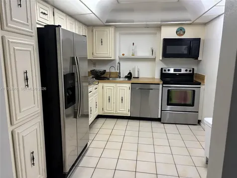 800 Parkview Drive Hallandale Beach FL 33009