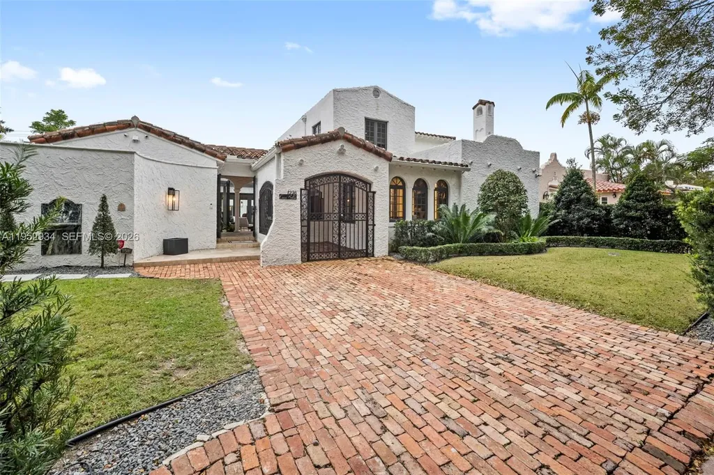 1236 Obispo Avenue Coral Gables FL 33134