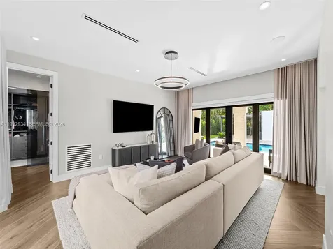 1236 Obispo Avenue Coral Gables FL 33134
