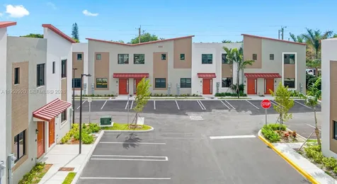1001 NE 58th Street Oakland Park FL 33334