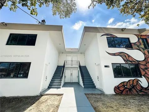 190 NW 69th Street Miami FL 33150
