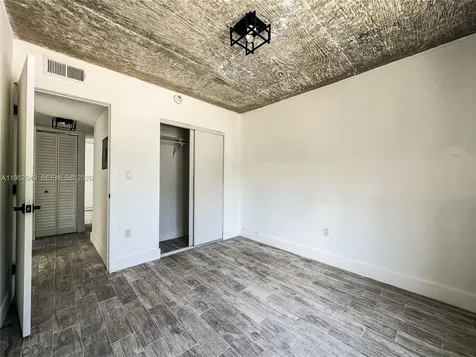 190 NW 69th Street Miami FL 33150
