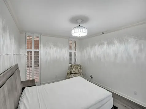 1167 Hillsboro Mile Hillsboro Beach FL 33062