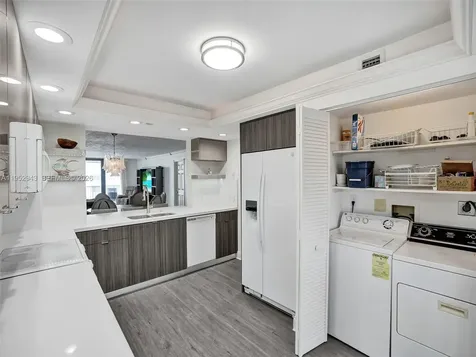 1167 Hillsboro Mile Hillsboro Beach FL 33062