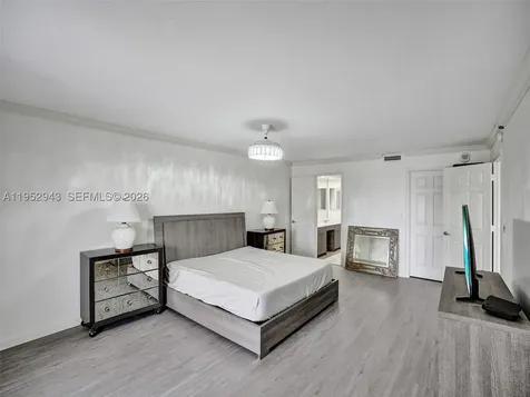 1167 Hillsboro Mile Hillsboro Beach FL 33062